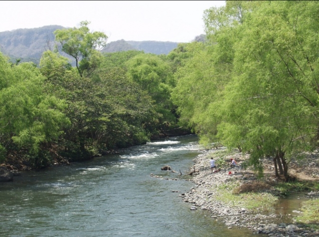 A orillas del Rio Pescados